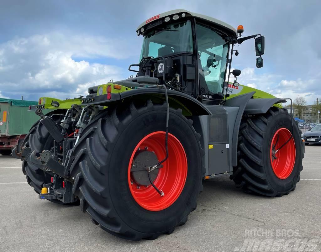 CLAAS XERION 5000 Trac VC Трактори