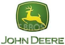 John Deere R740i Причіпні обприскувачі