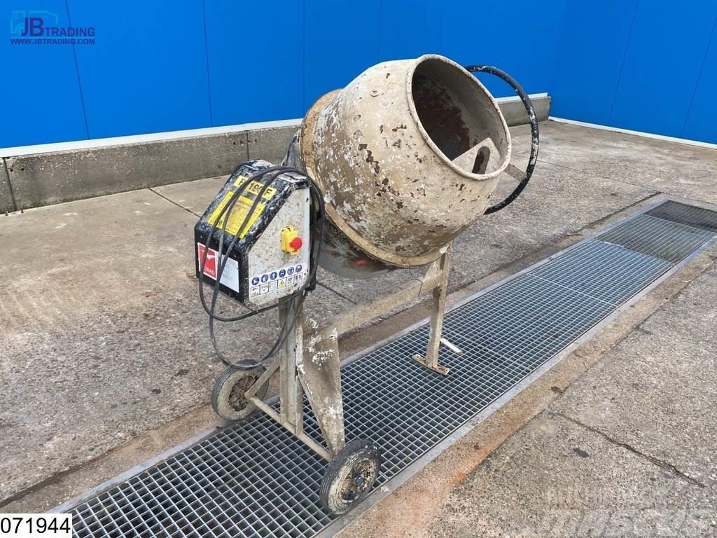 Altrad BI190F Concrete mixer 155 liters Бетоноукладачі