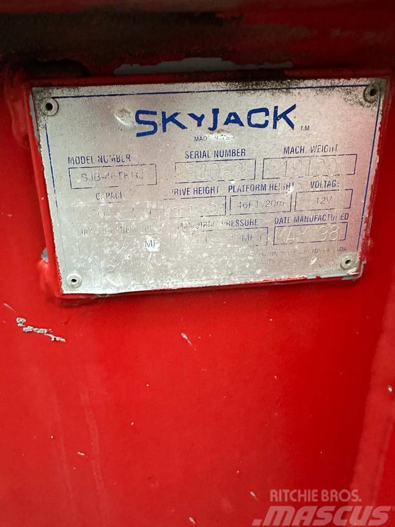 SkyJack SJ KB 46TK-RJ Колінчаті підйомники