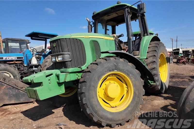 John Deere JD 6920 TractorÂ Now stripping for spares. Трактори