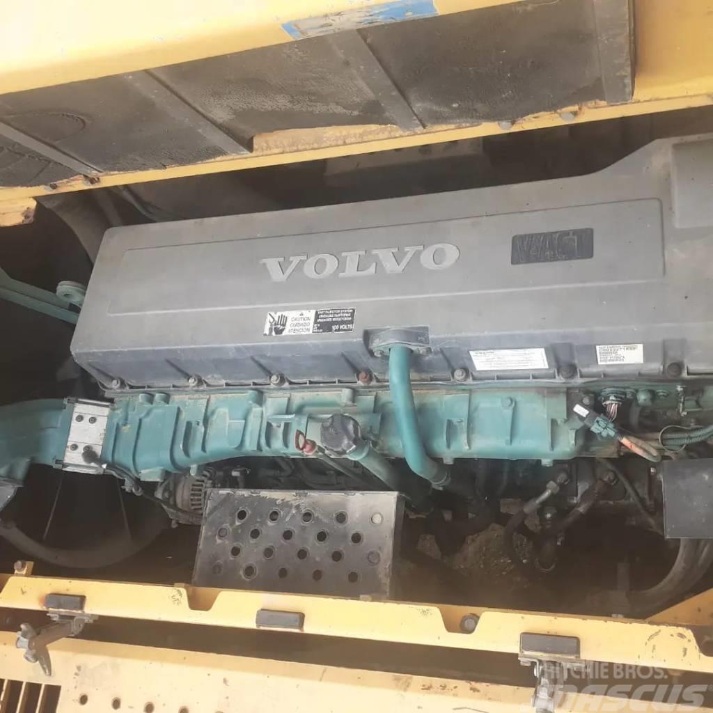Volvo EC 700 B LC Гусеничні екскаватори