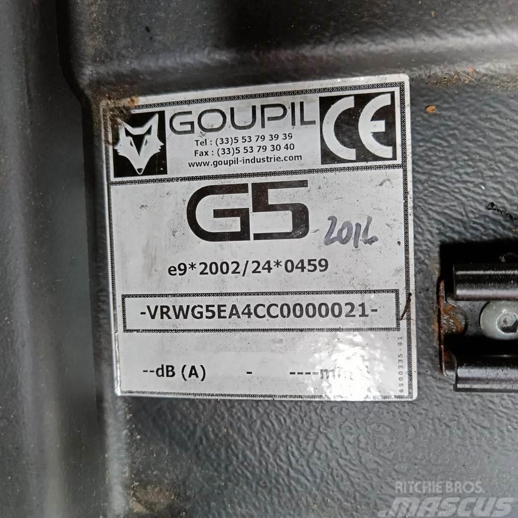 Goupil G5 Гольф-мобілі