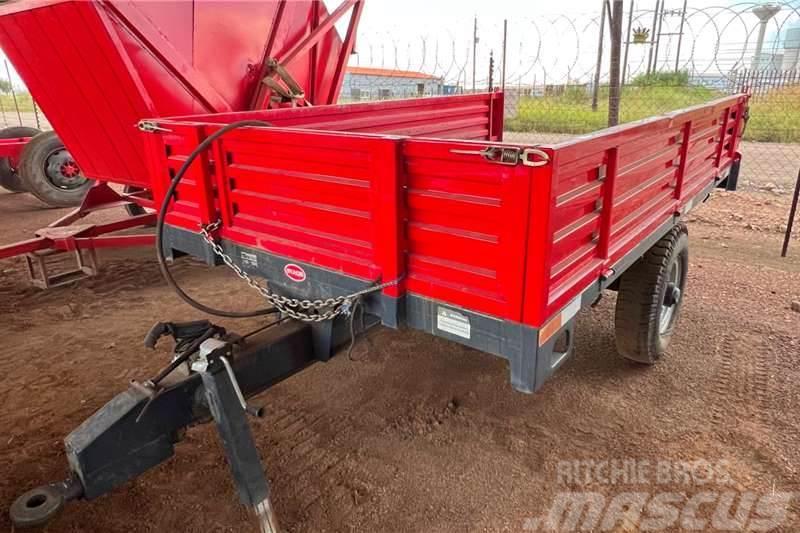 BPI 5 ton tip trailer Вантажівки / спеціальні