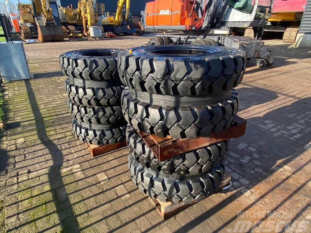  Trellerborg 1000x20 Solid tyres 1000X20 Solid Tyre Перевантажувачі металобрухту/промислові навантажувачі