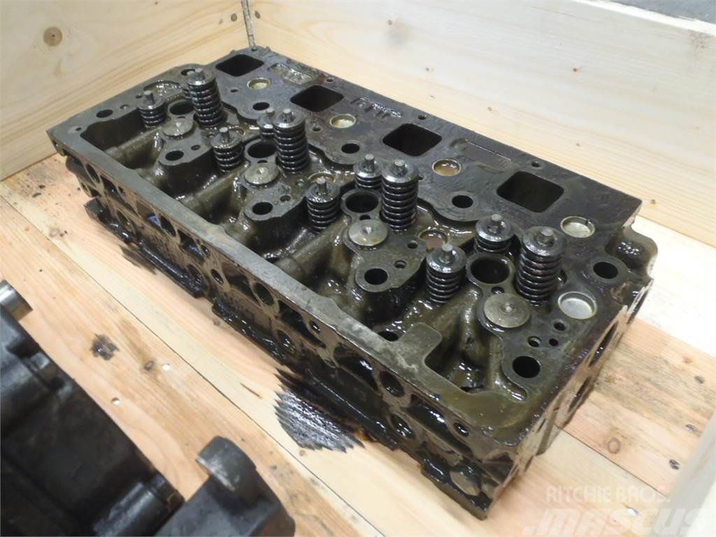 Manitou MLT735-120 PS Cylinder head Двигуни