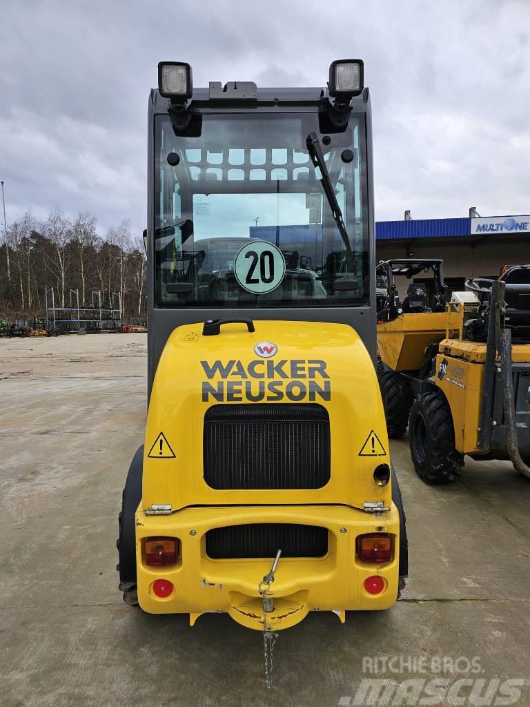 Wacker Neuson WL 20 Фронтальні навантажувачі