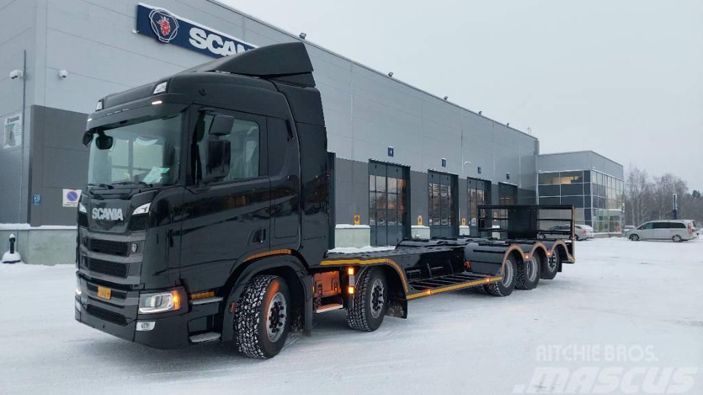 Scania R560 B10X4*6NB koneenkuljetusauto Вантажівки для лісозаготівель