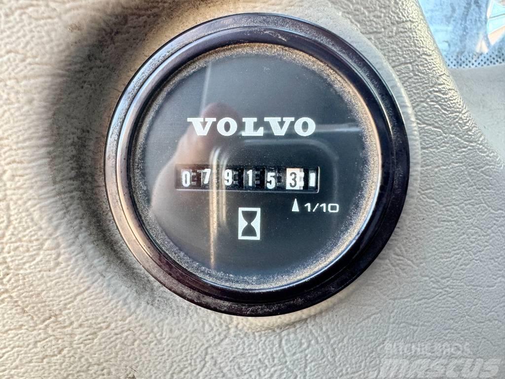 Volvo EW210D - Tilting Bucket / Triple Boom Колісні екскаватори