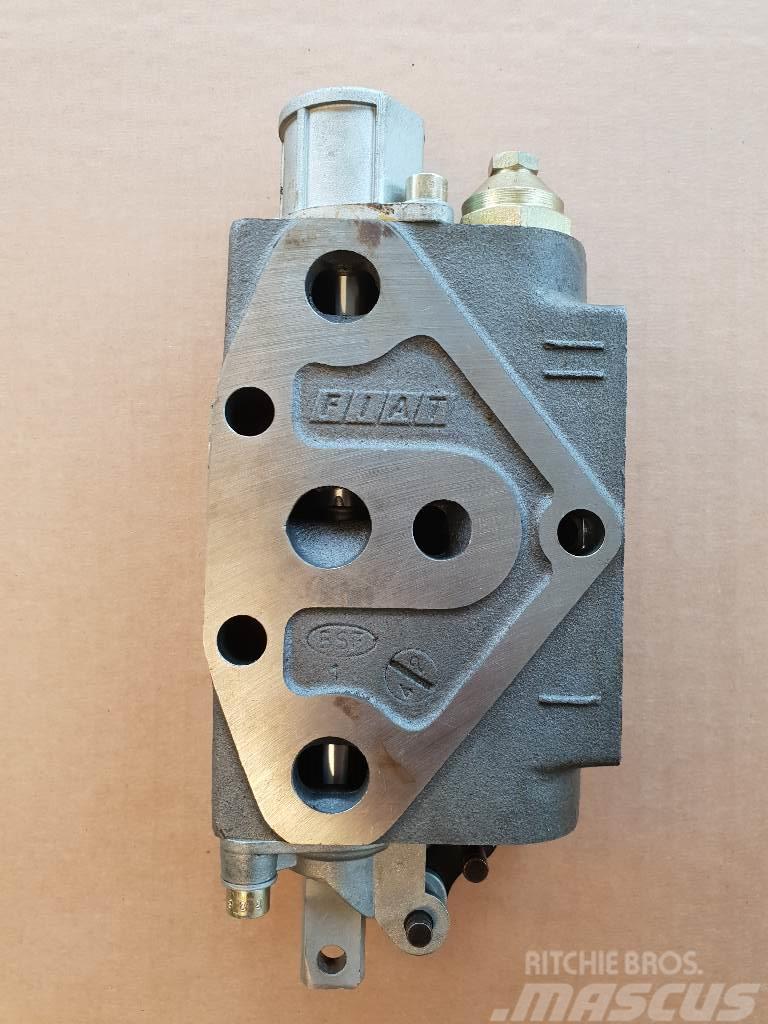 Fiat Control valve 5151057 used Гідравліка