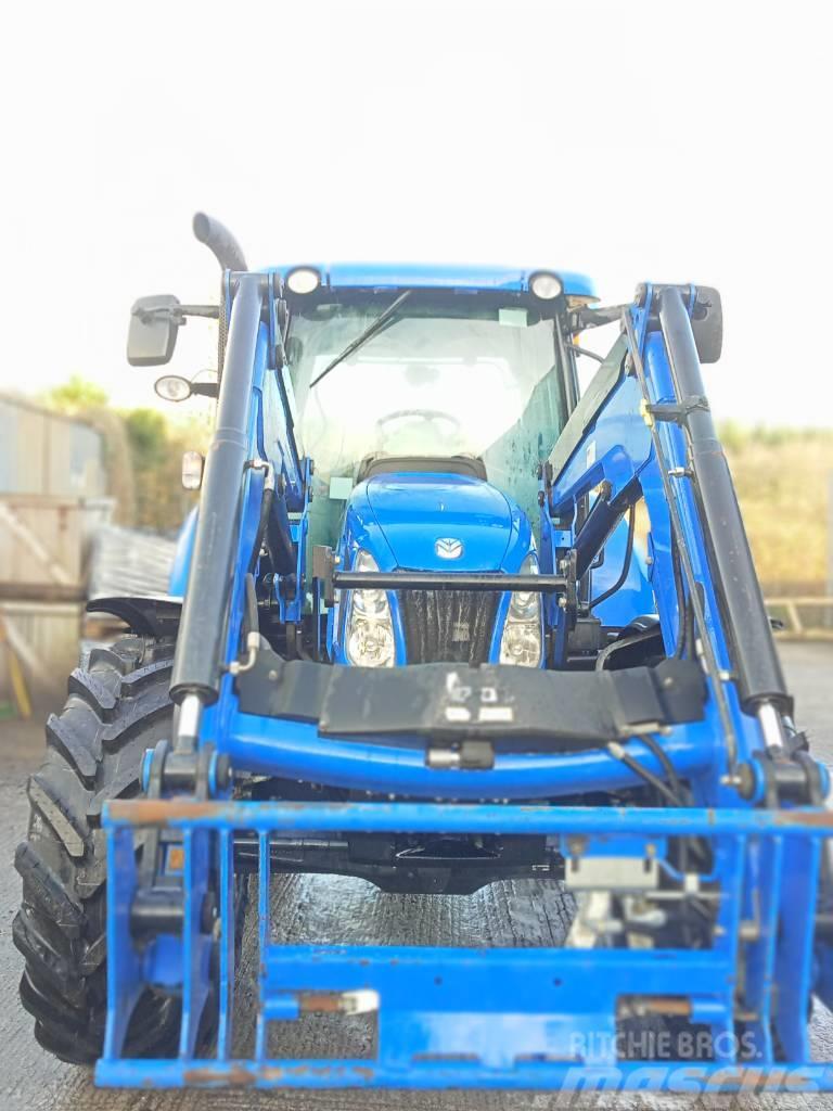 New Holland T6.140 with loader Трактори