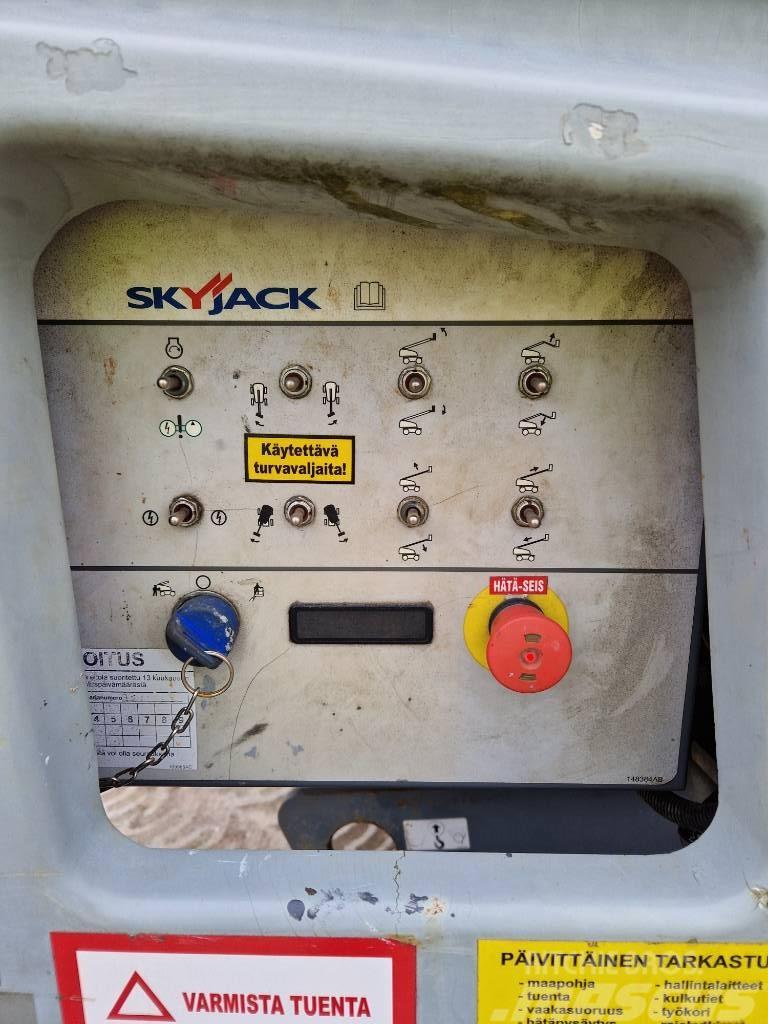 SkyJack SJ 45 T Телескопічні підйомники
