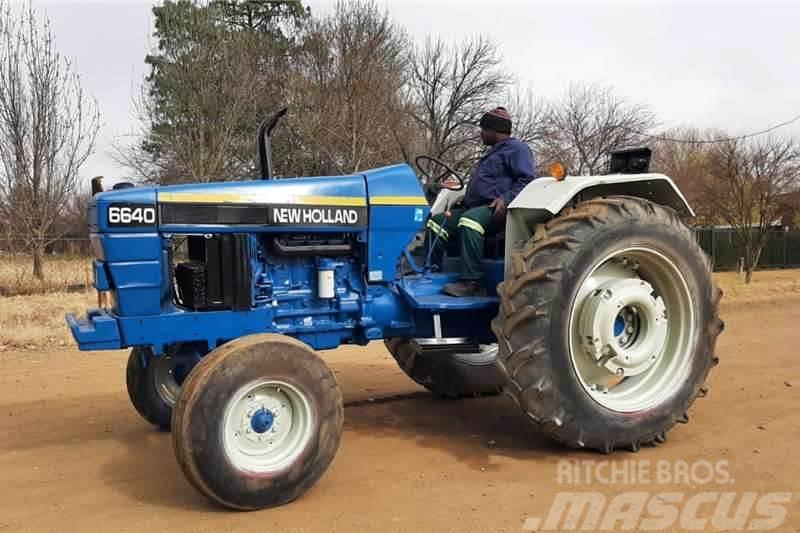 New Holland 6640 Tractor Трактори