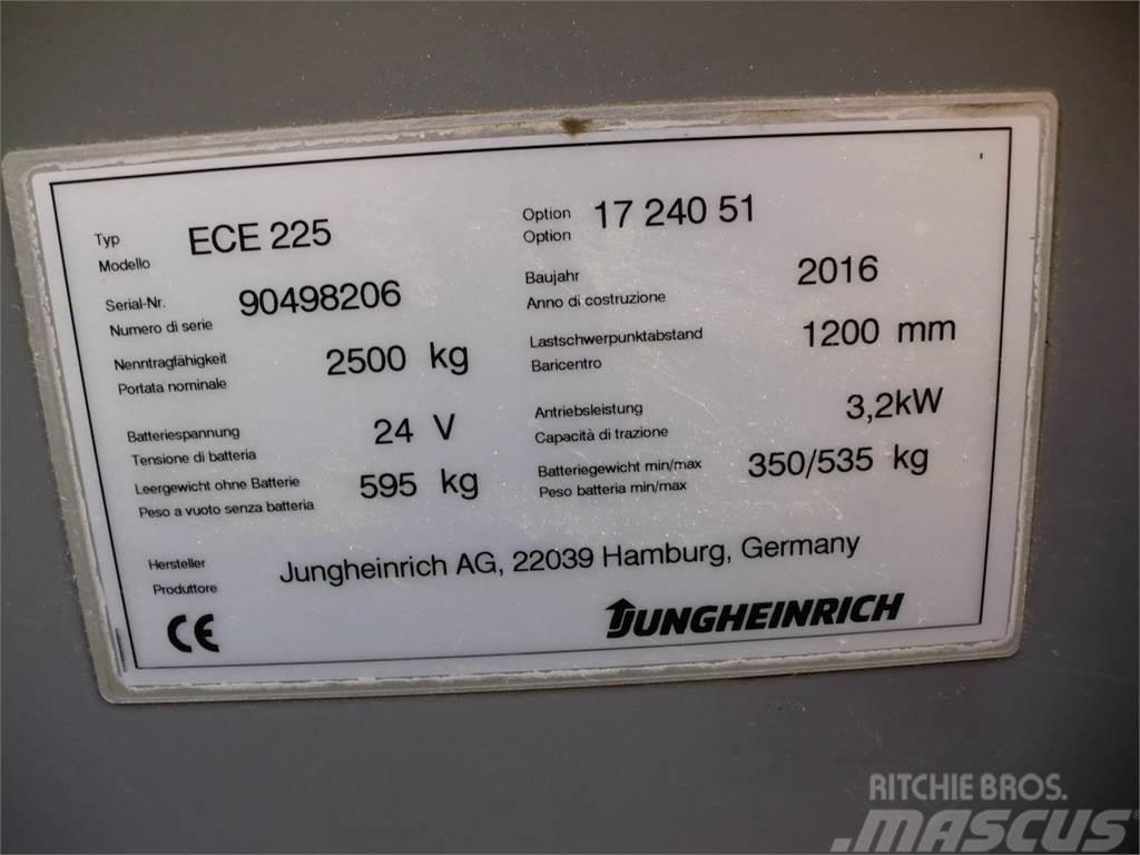 Jungheinrich ECE 225 2400x510mm Підбирачі замовлень з нижніх ярусів