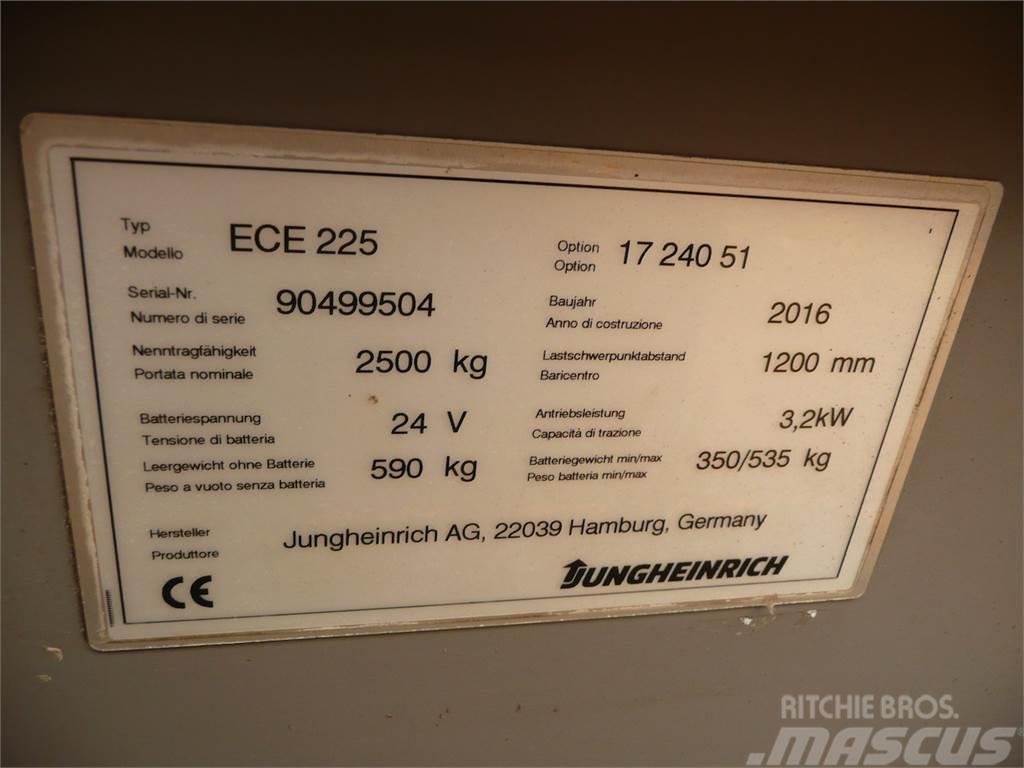 Jungheinrich ECE 225 2400x510mm Підбирачі замовлень з нижніх ярусів