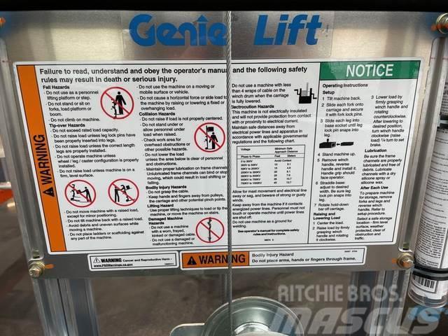 Genie GL-10 Material Lift Вантажівки / спеціальні
