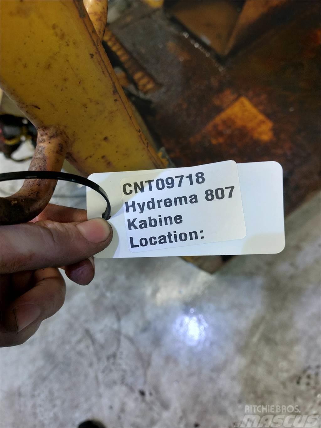 Hydrema 807 Кабіна