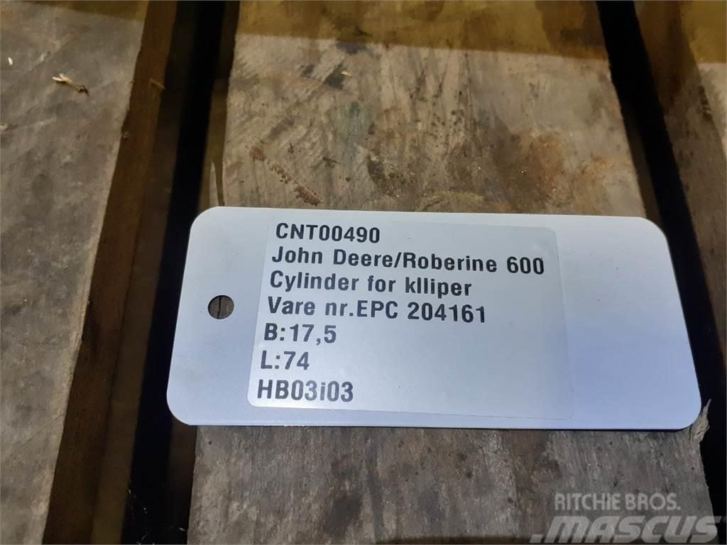 John Deere 900 Газонокосарки-роботи