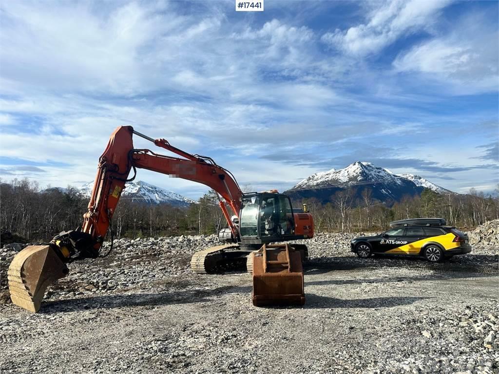 Hitachi ZX210LC-5B Tracked excavator w/ Newly overhauled R Гусеничні екскаватори
