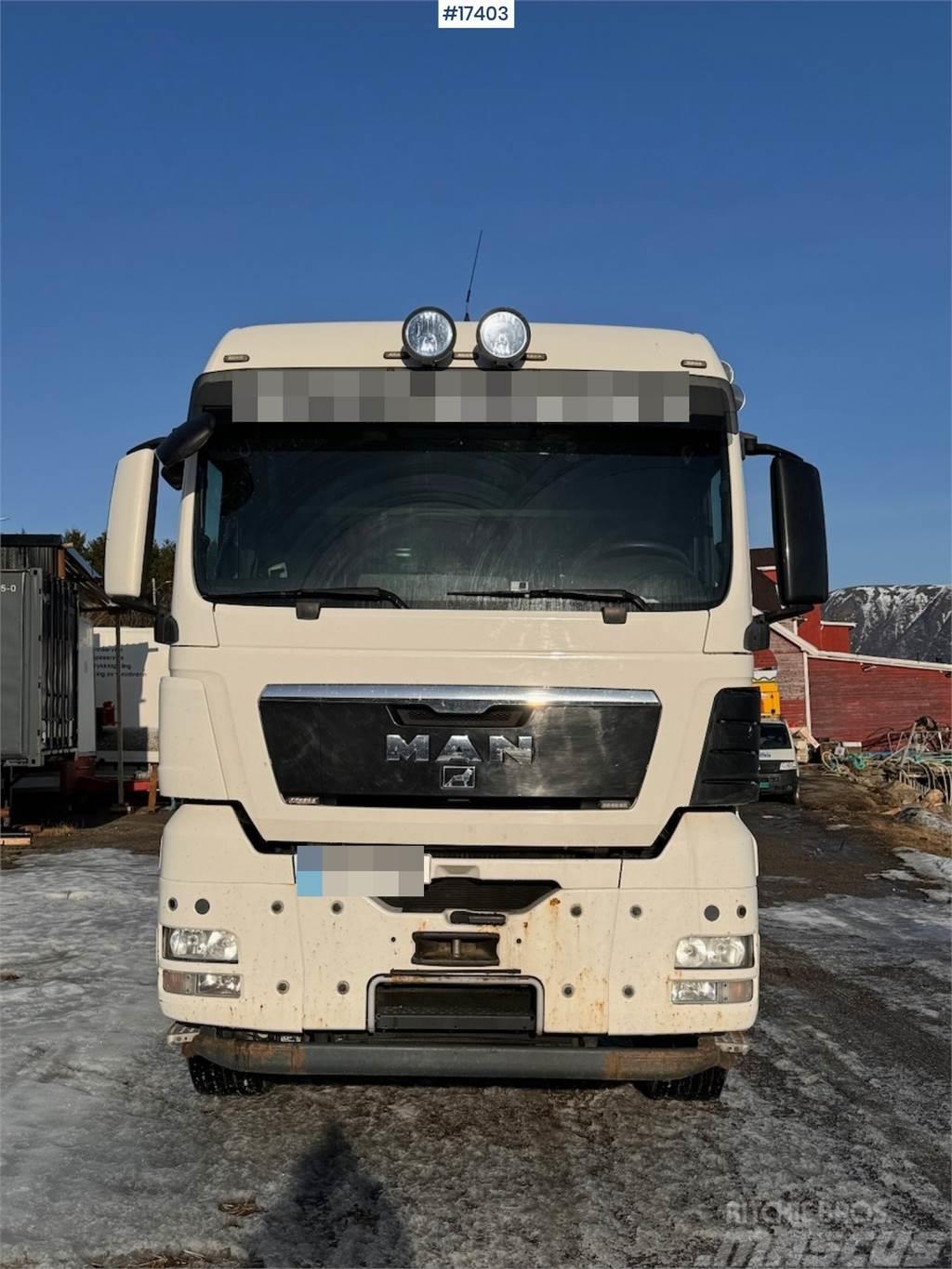 MAN TGX 35.480 8x4 flatbed truck w/ driving bridges Вантажівки-платформи/бокове розвантаження