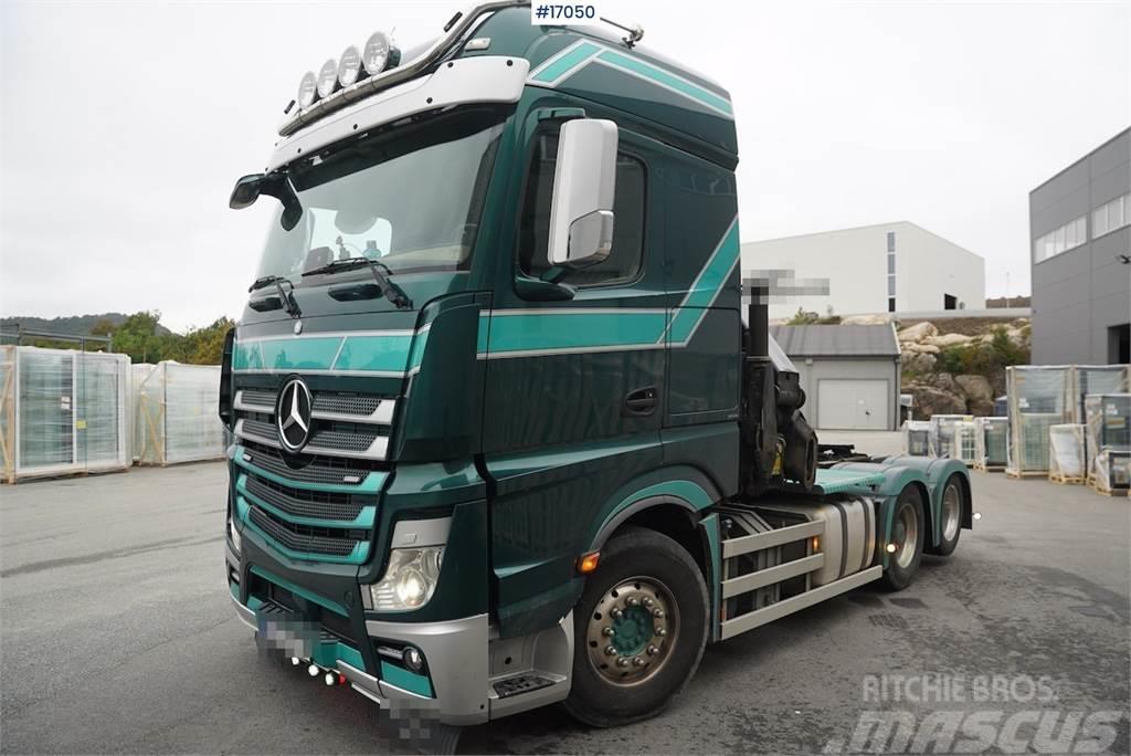 Mercedes-Benz Actros 2663 with 23t/m crane. Well equipped Автокрани