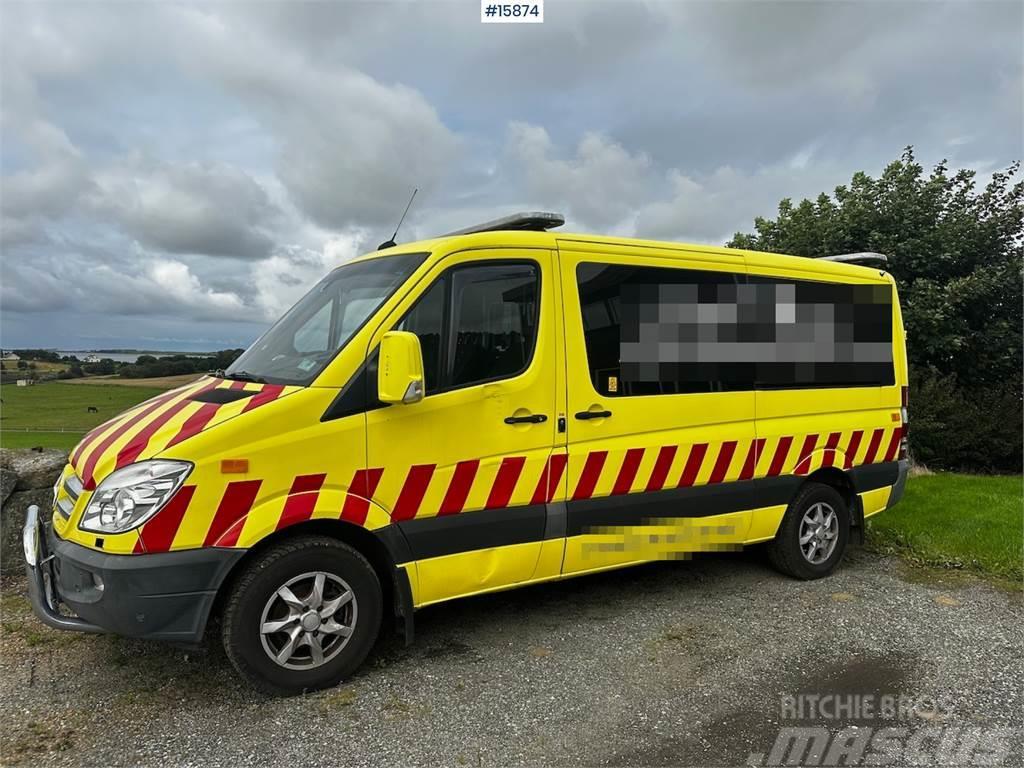 Mercedes-Benz Sprinter 319 Ambulance Комунальні автомобілі / автомобілі загального призначення