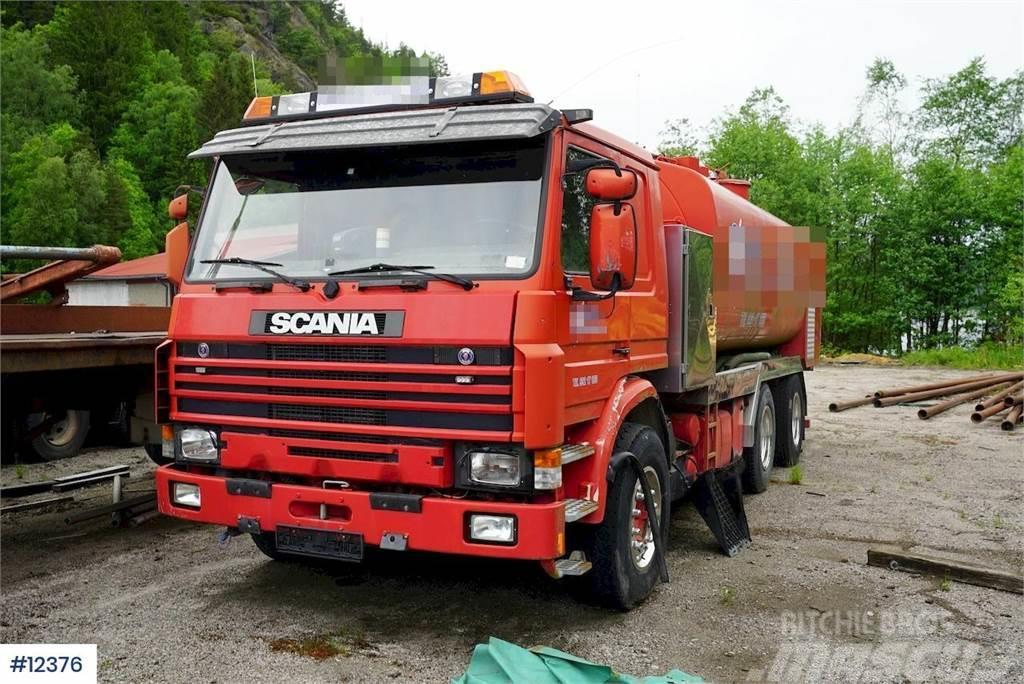 Scania vacuum truck Комунальні автомобілі / автомобілі загального призначення