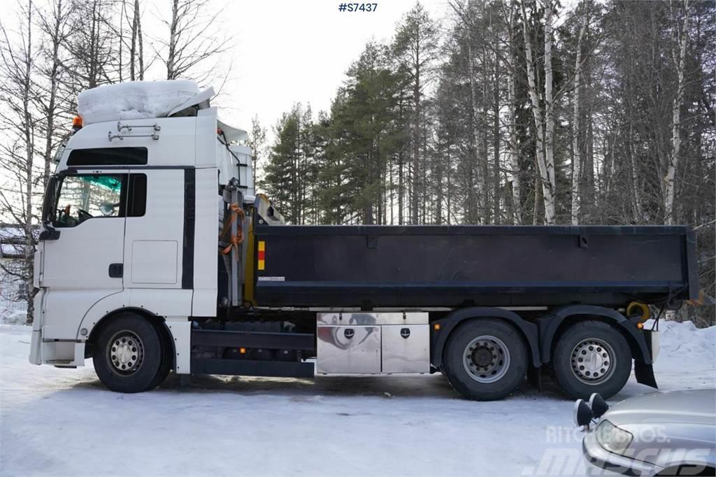 MAN TGX26.480 6x2 Hook truck with flat bed Вантажівки з гаковим підйомом