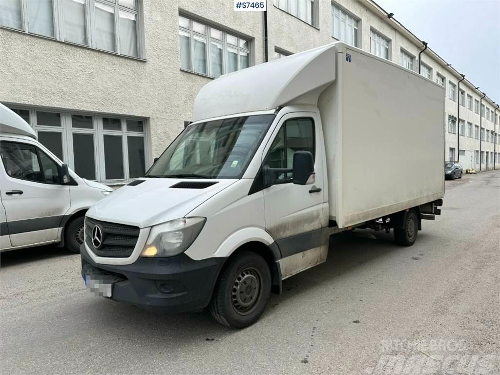 Mercedes-Benz Sprinter with tail lift Фургони