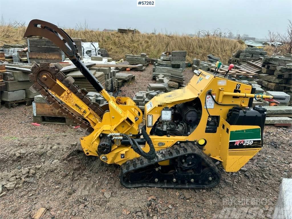 Vermeer RTX250 Trencher SEE VIDEO Інше