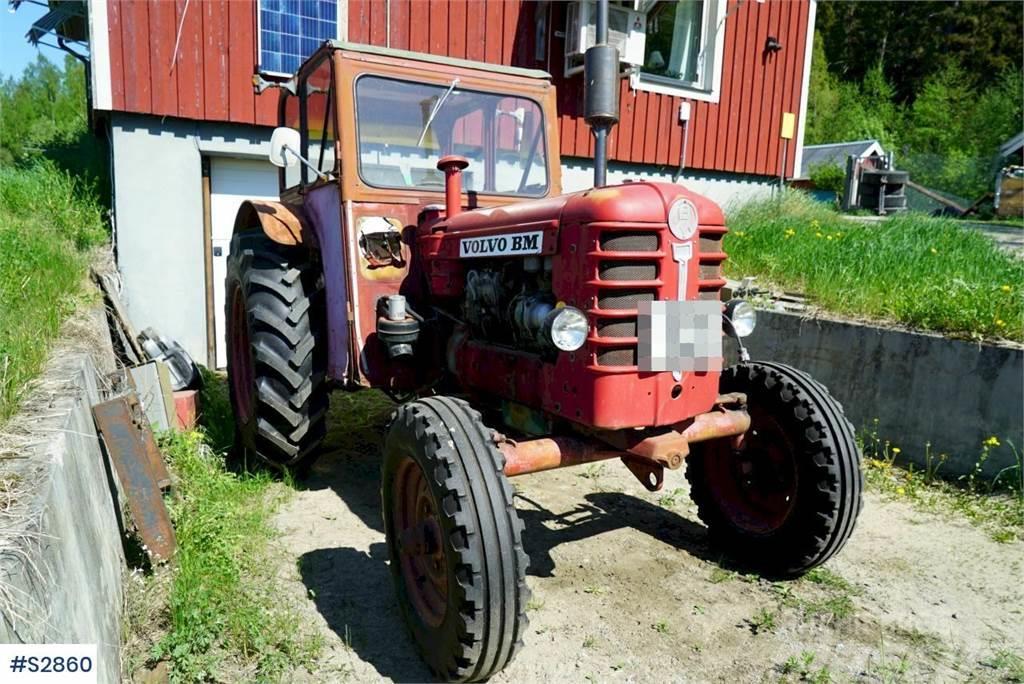 Volvo BM 350 TRACTOR WITH REAR NEW TIRES! Трактори