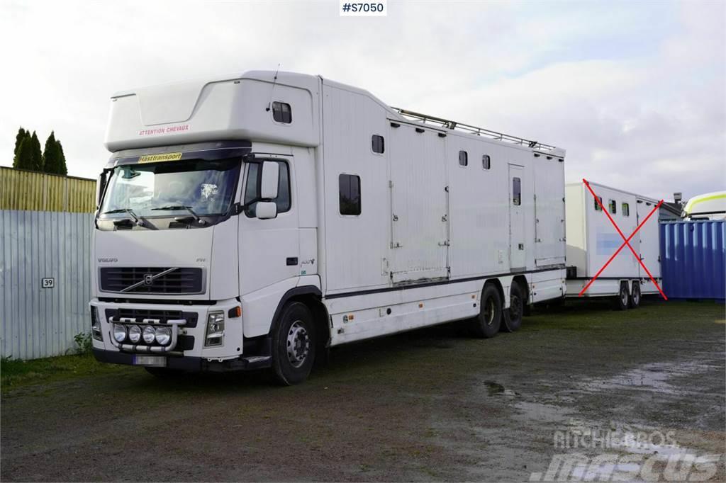 Volvo FH 400 6*2 Horse transport with room for 9 horses Автотранспорт для перевезення тварин
