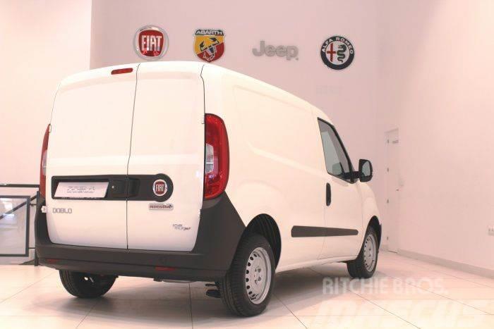 Fiat Dobló Cargo 1.6Mjt Base Панельні фургони
