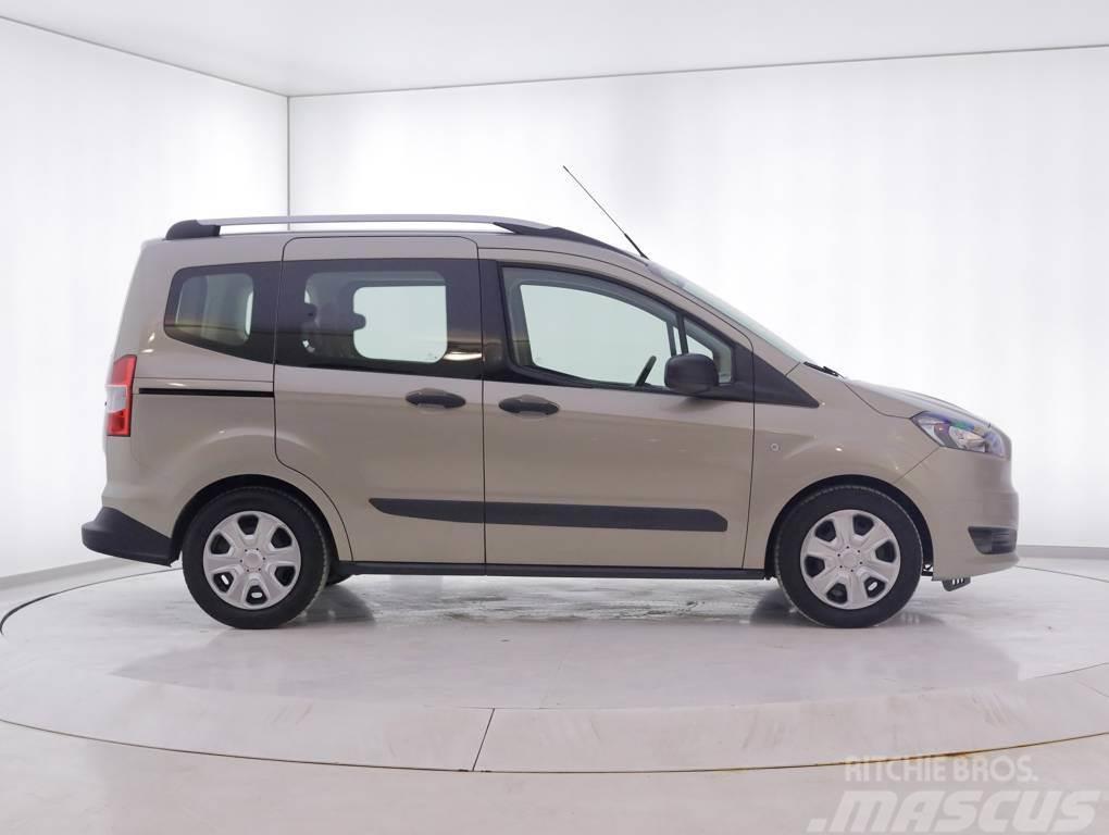 Ford Courier Tourneo 1.0 Ecoboost Ambiente Панельні фургони