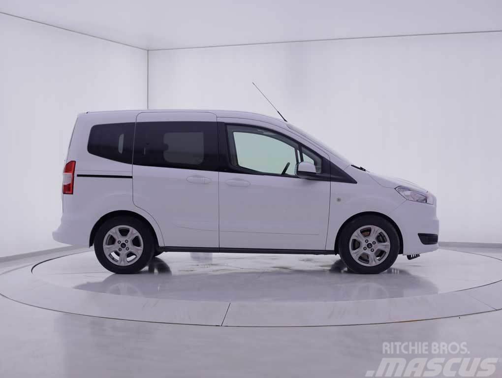 Ford Courier Tourneo 1.5TDCi Ambiente 95 Панельні фургони