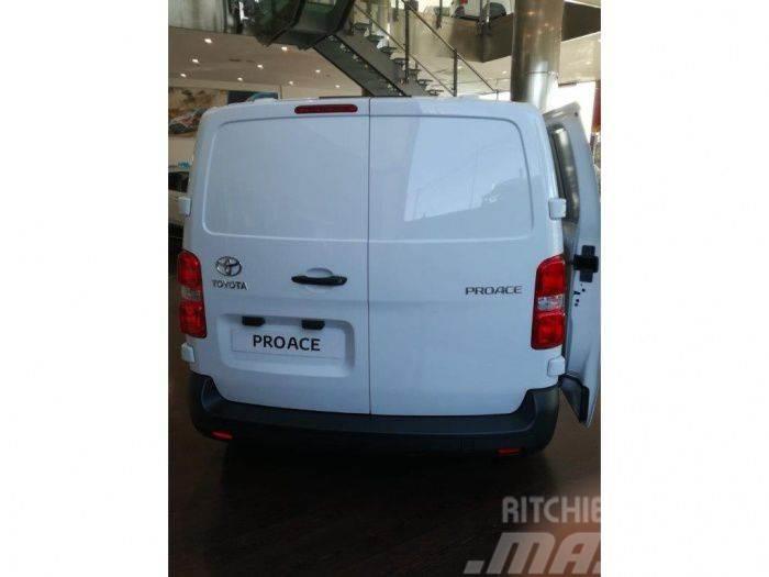 Toyota Proace Van Media 1.6D Comfort 115 Вантажівки / спеціальні