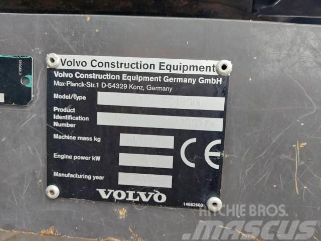 Volvo EC180DL Гусеничні екскаватори