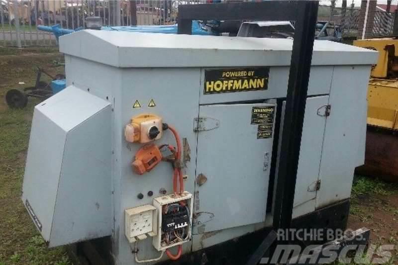 Hoffmann 25KVA GENERATOR Вантажівки / спеціальні