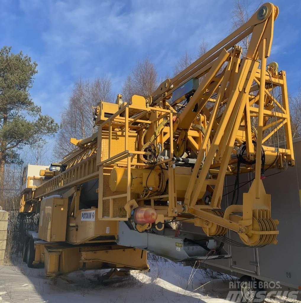 Potain HDT 80 Selferecting crane with undercarriage Баштові крани