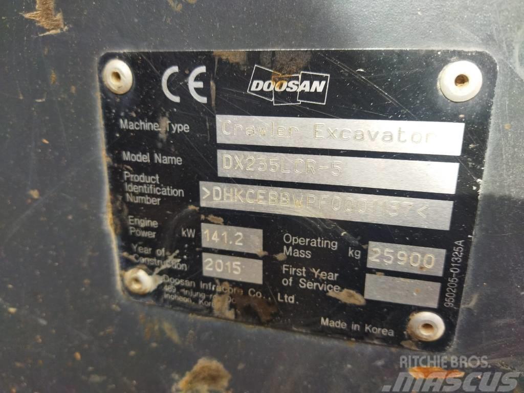 Doosan DX 235 LCR Гусеничні екскаватори
