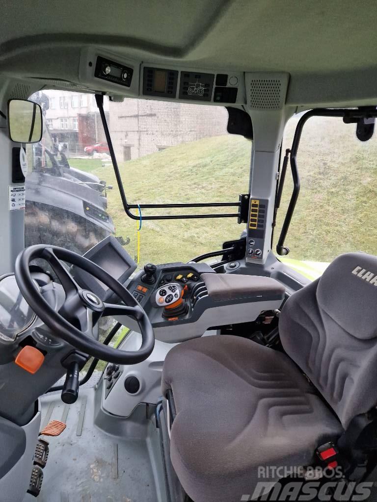 CLAAS Arion 650 Cmatic Трактори
