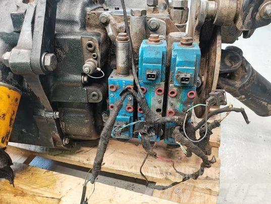 JCB 530-70 hydraulic pump Гідравліка