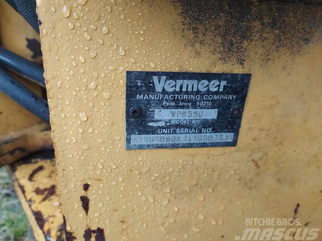 Vermeer koparka,  Backhoe B930 Канавокопачі