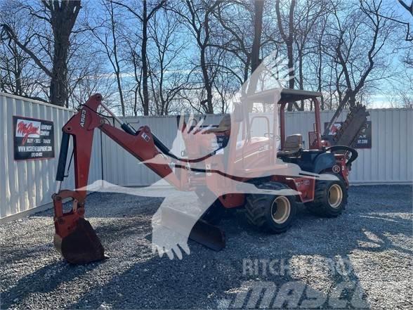 Ditch Witch RT55 Канавокопачі