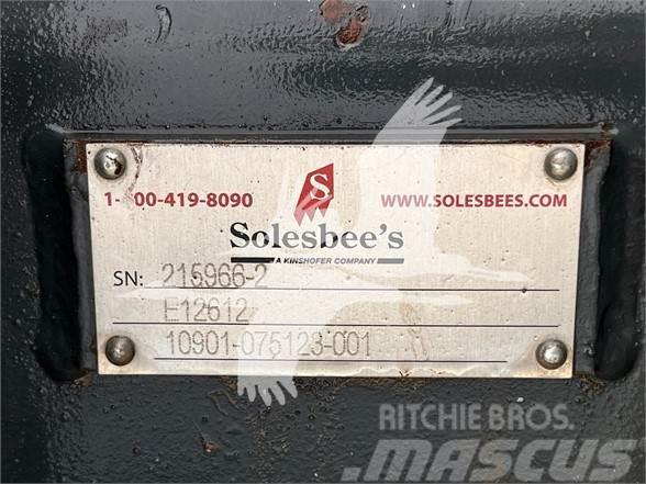 Solesbees 12â€ EXCAVATOR BUCKET FOR A KOMATSU PC45MR Ковші