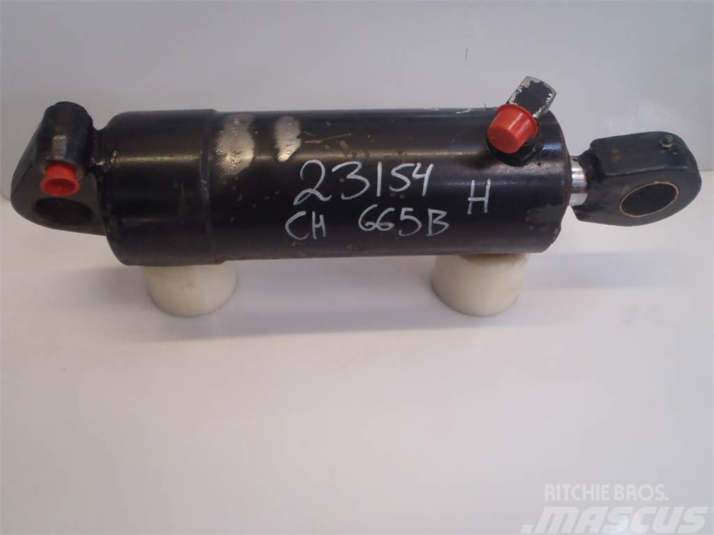 Challenger MT665B Lift Cylinder Гідравліка