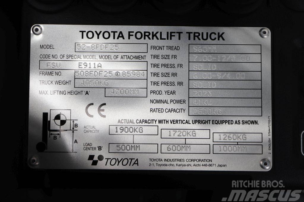 Toyota 52-8FDF25 Дизельні навантажувачі