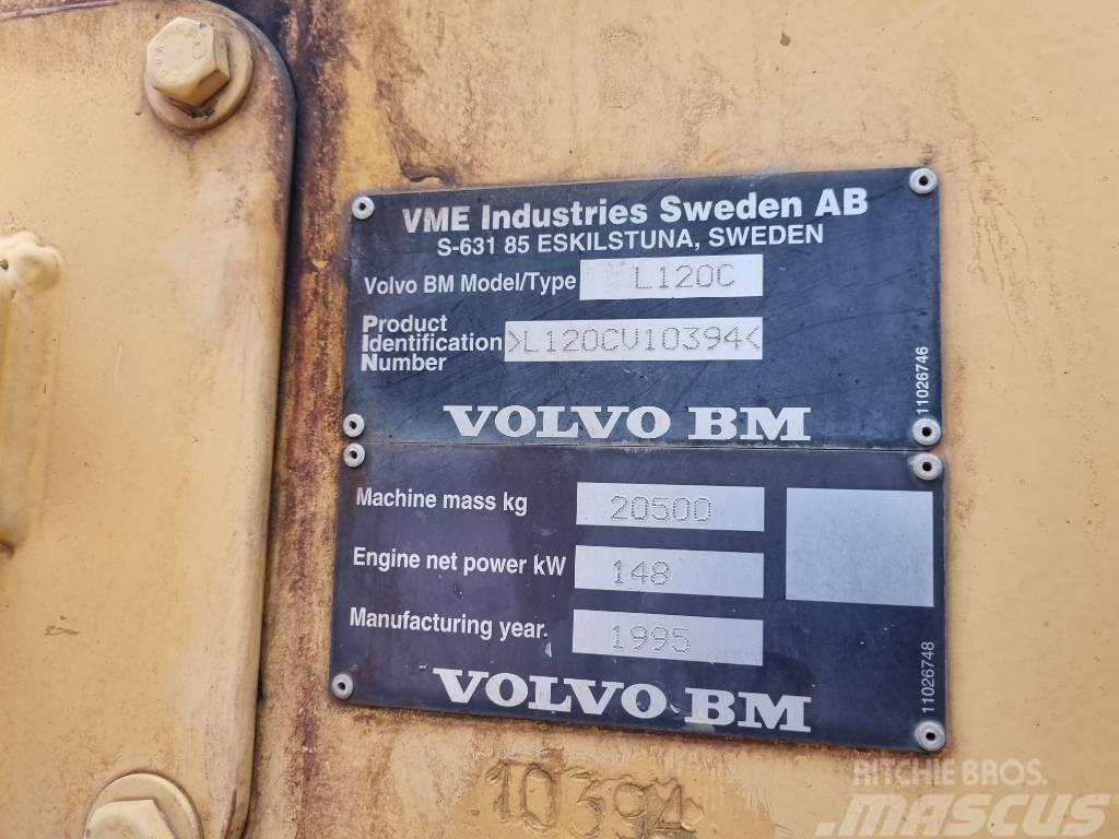 Volvo BM L120C Фронтальні навантажувачі