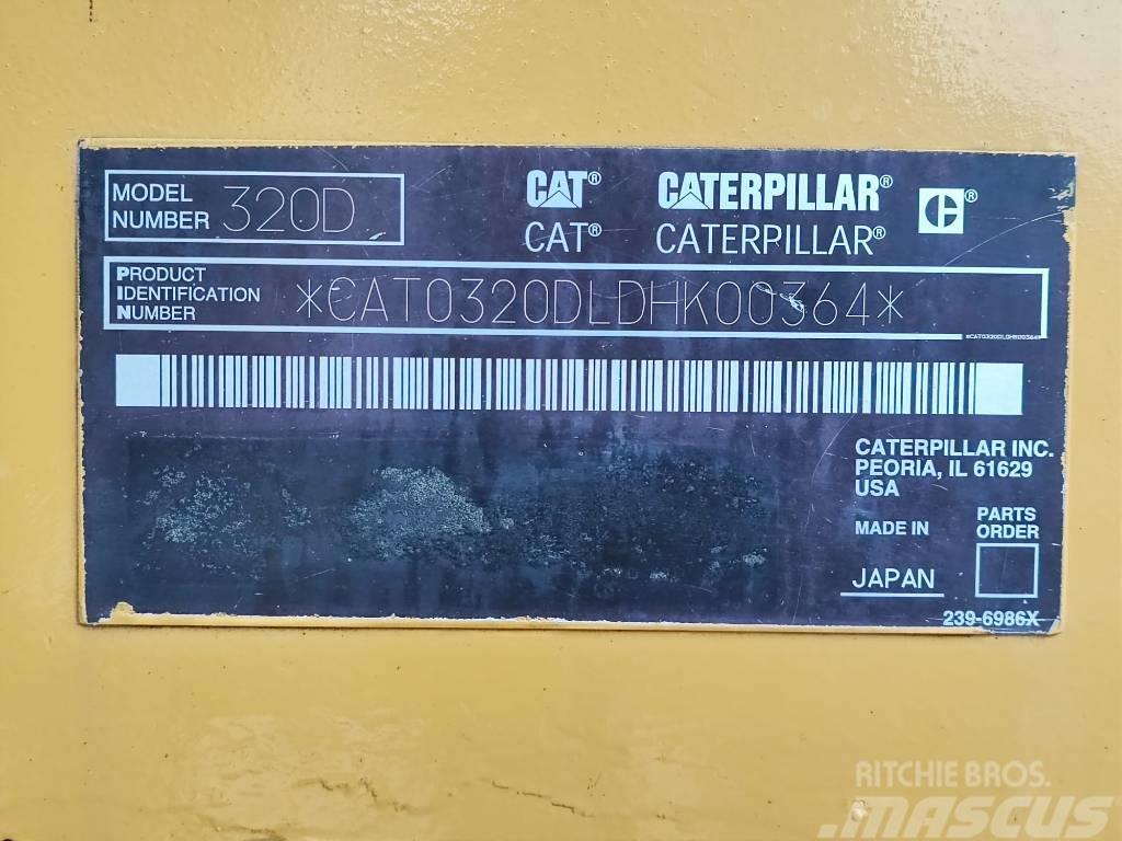 CAT 320 D L Гусеничні екскаватори