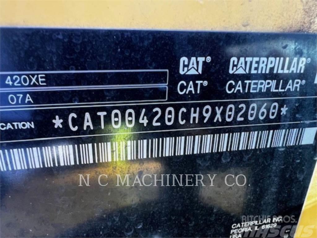 CAT 420XE Екскаватори-навантажувачі